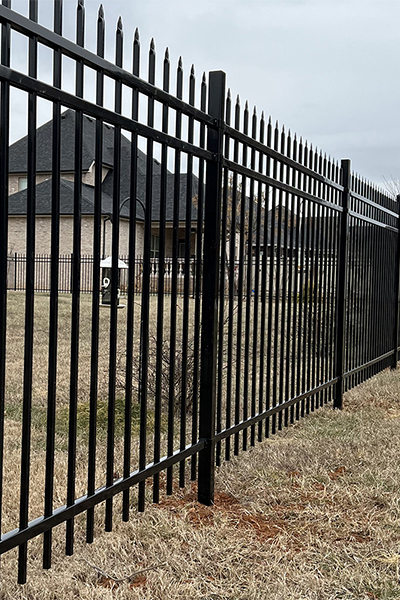 Ornamental Iron Fence Service in Knoxville, Tennessee