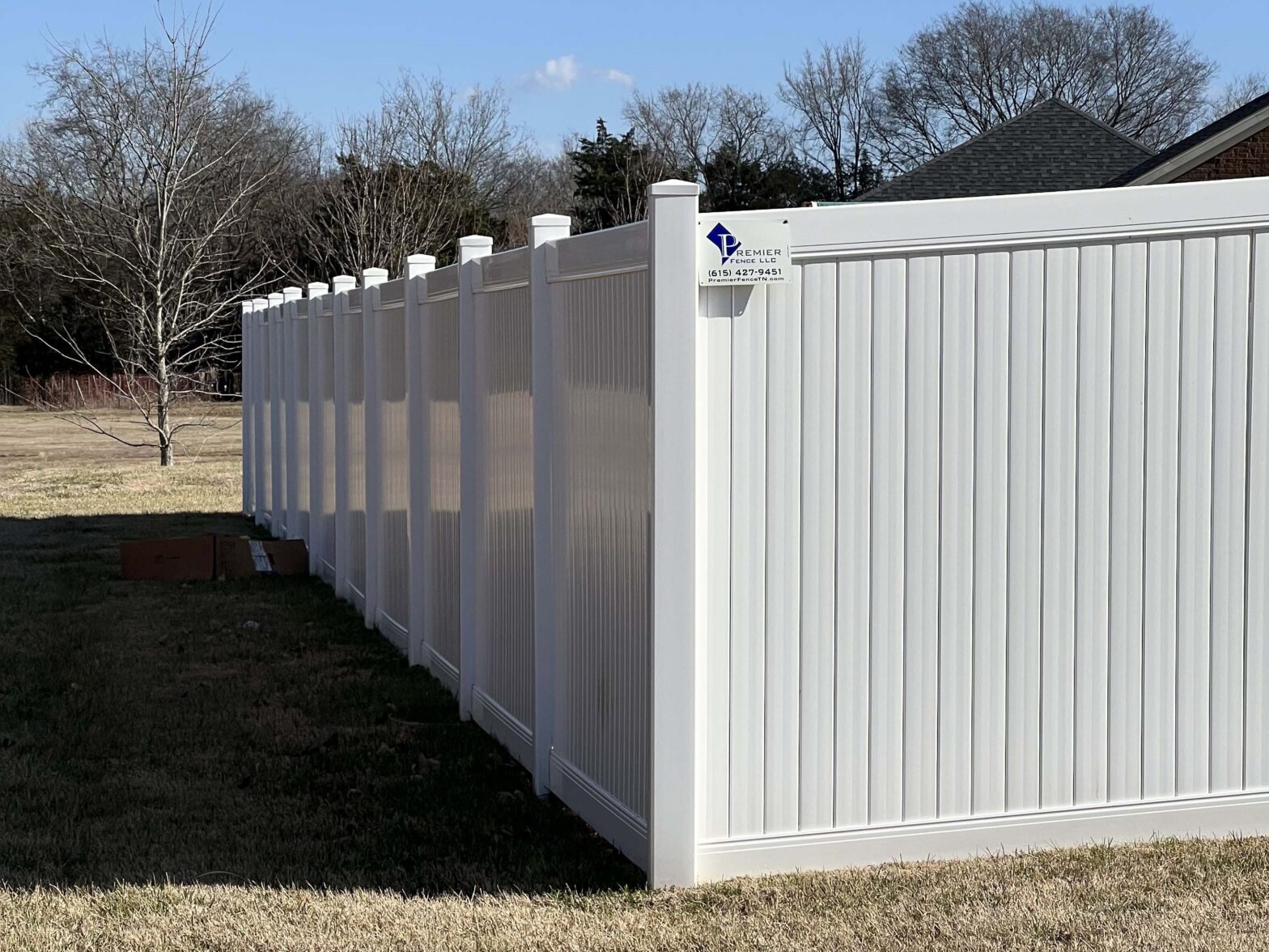 Photo of a Murfreesboro, TN vinyl fence by a Middle Tennessee fence company