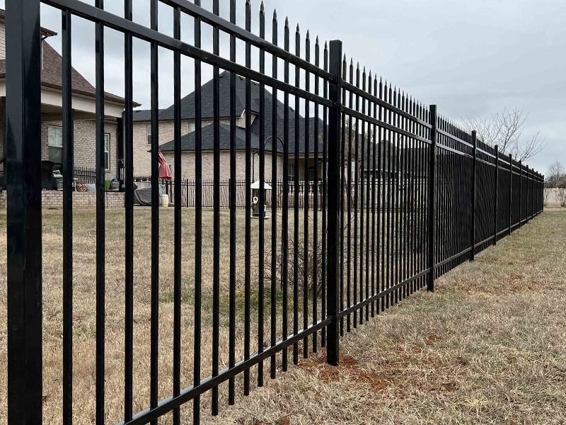 Ornamental Steel fence solutions for the Murfreesboro Tennessee area