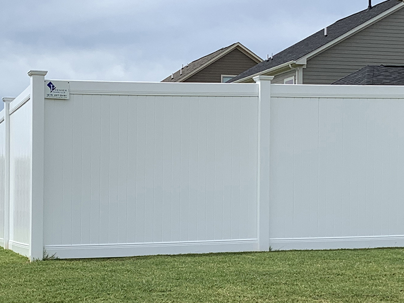 Vinyl fence solutions for the Murfreesboro Tennessee area