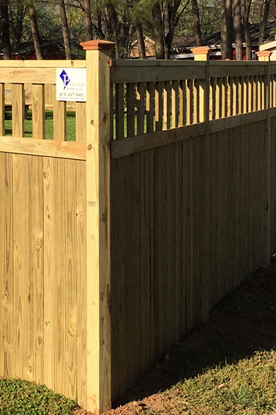 Wood Fence Installation in Knoxville, Tennessee