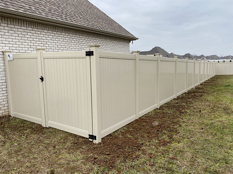 Vinyl fence residential company Middle TN